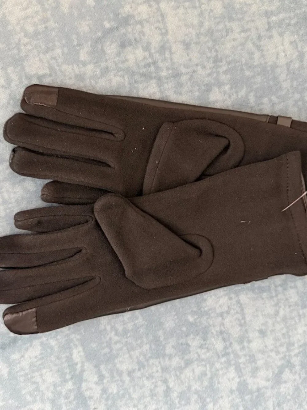 Black Leather Suede Gloves Gold Tone Buckle Detail Elegant Winter Gloves
